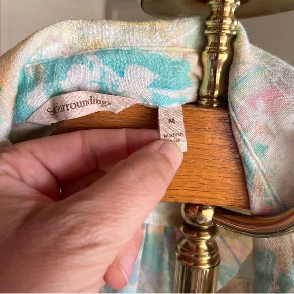 Soft Surroundings Pastel Floral Mixed Materials Button Down Shirt Medium - Picture 12 of 12